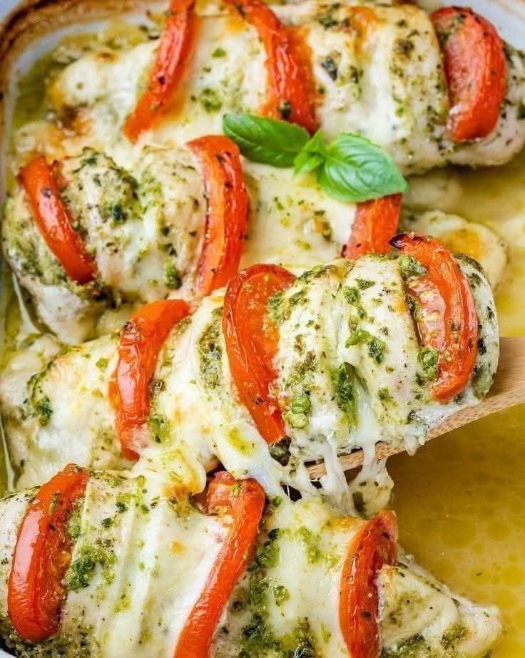 [VIDEO] Caprese Hasselback Chicken