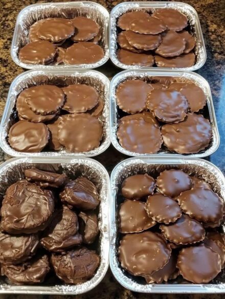 Homemade Turtle Candy With Pecans and Caramel